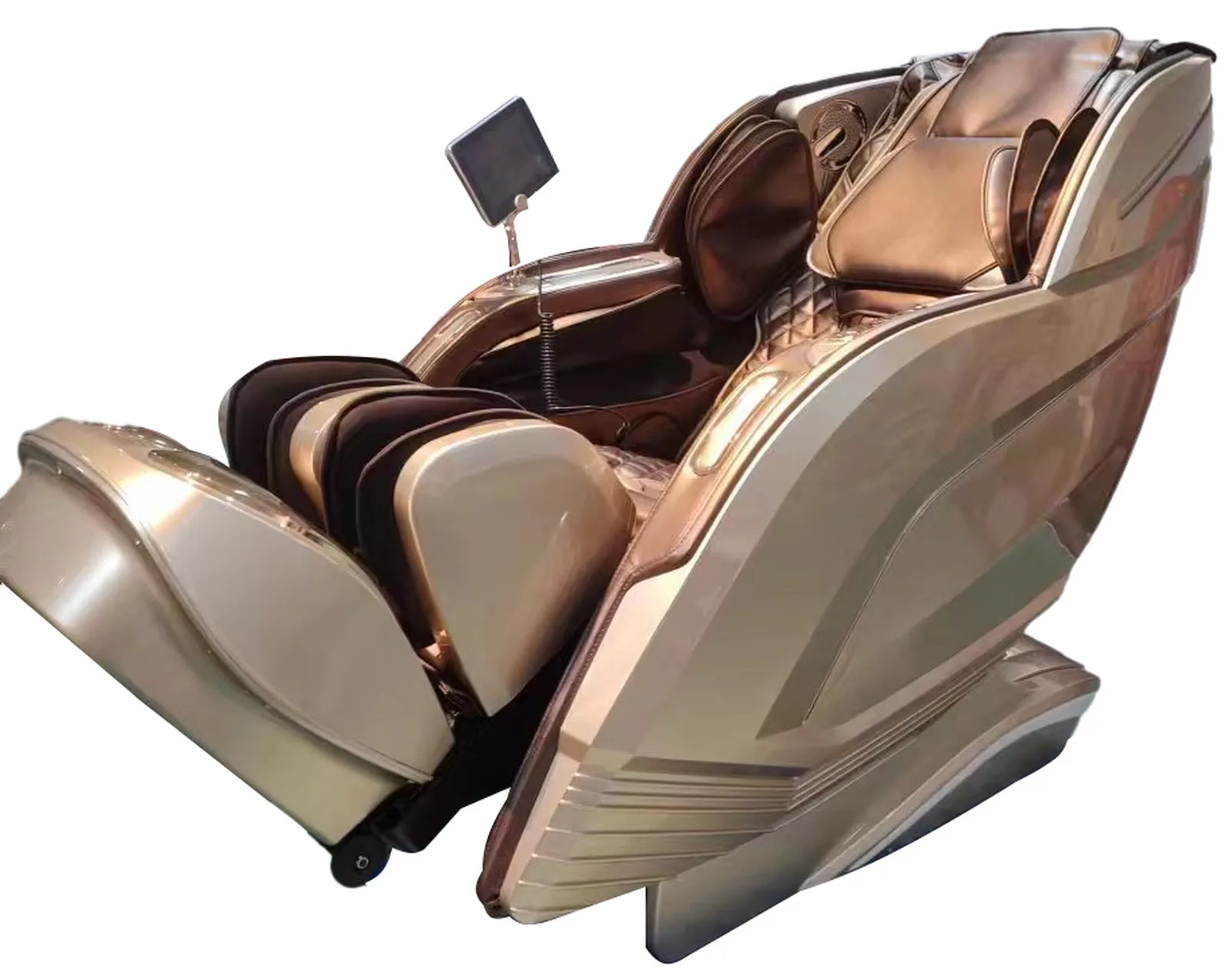 iRELAX Signature Massagesessel in Braun-Gold – Ansicht von vorne mit Touchscreen