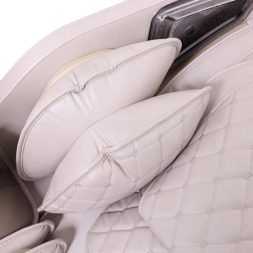 iRELAX Balance Massagesessel in White – Detail von Armlehne und Bedienung